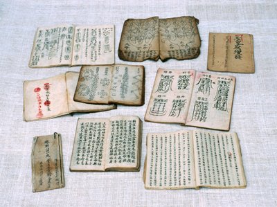 Bøker brukt i taoistiske religiøse seremonier, Chiang Mai, Thailand av Unbekannt Unbekannt